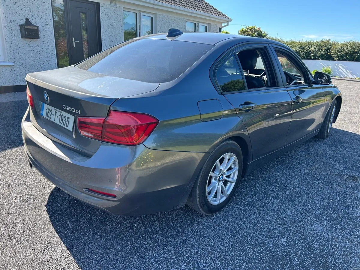 2016 BMW 3 Series. - Image 5