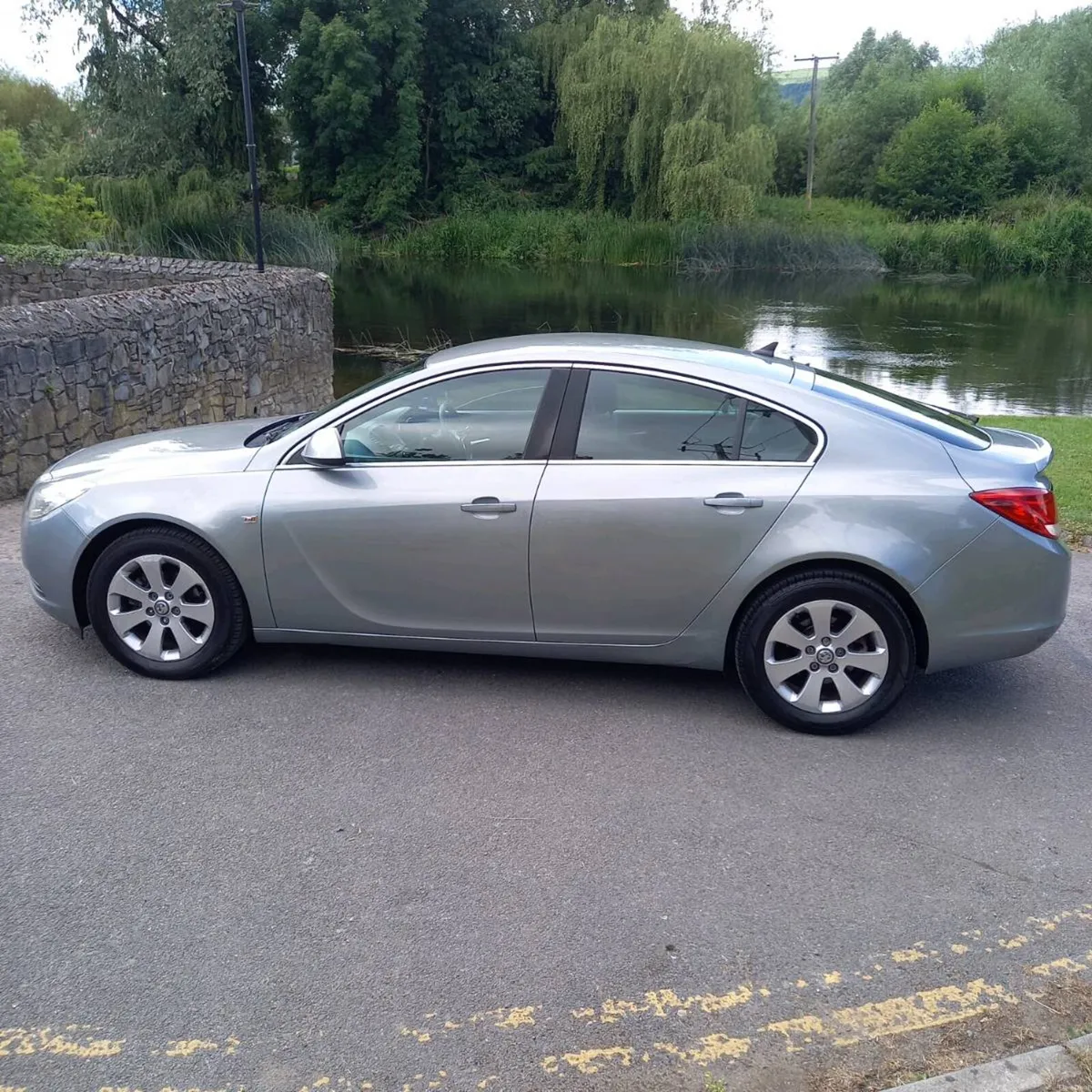 Opel / Vauxhall Insignia diesel New nct & taxed - Image 3