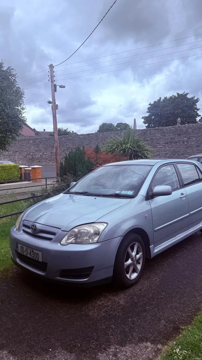 Toyota Corolla 2005 - Image 2