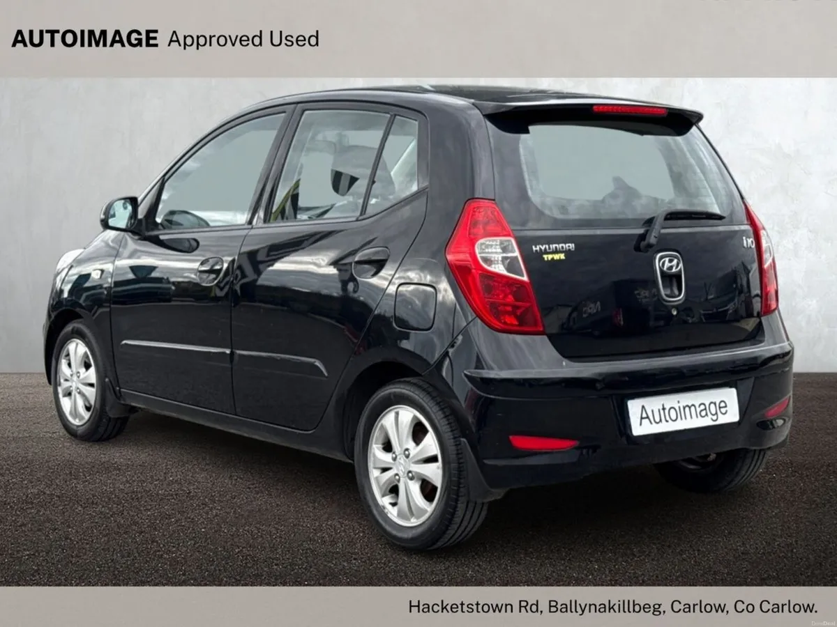 Hyundai i10 1.1 Deluxe Plus - Image 3