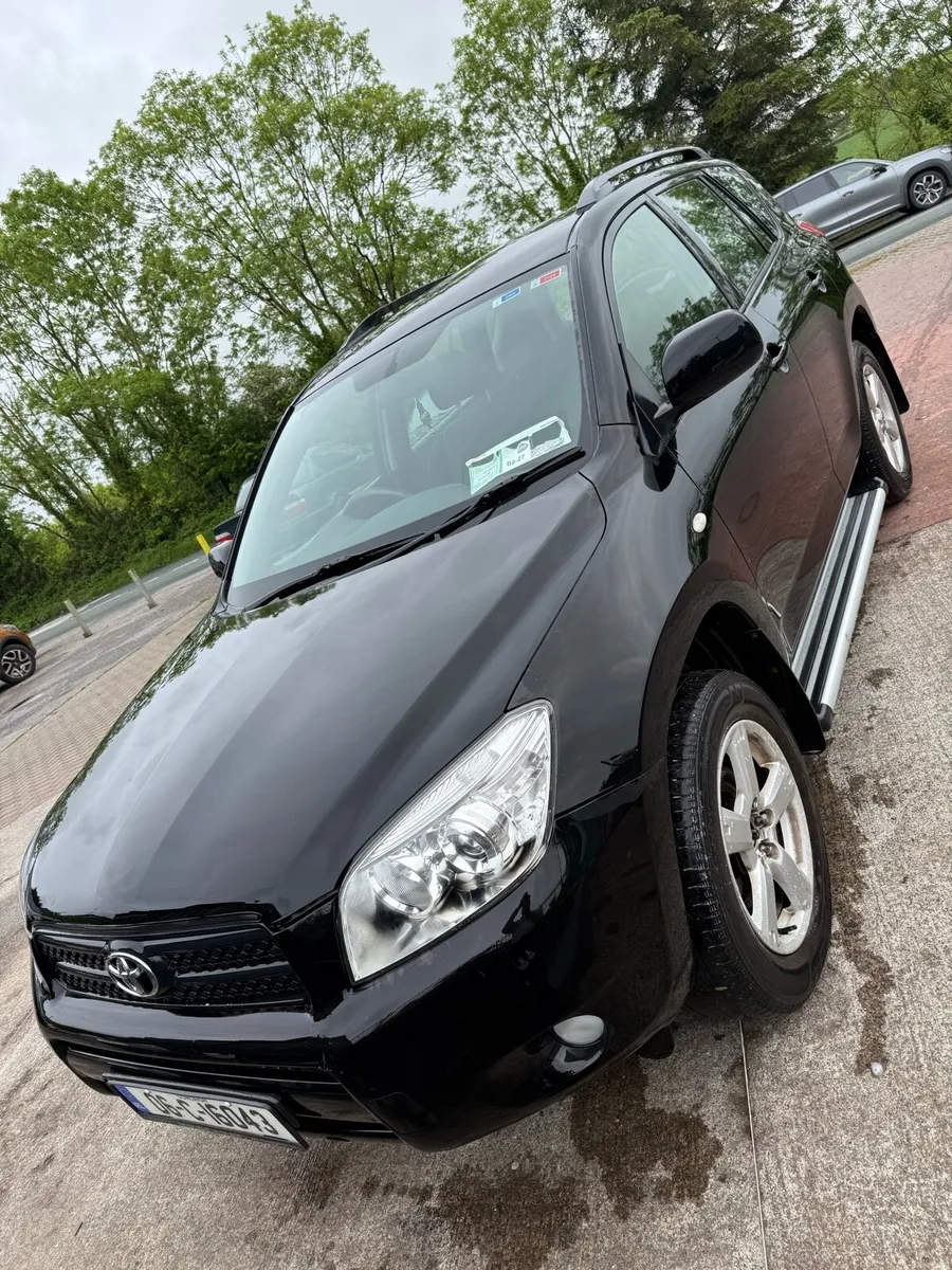 TOYOTA RAV4 - Image 1