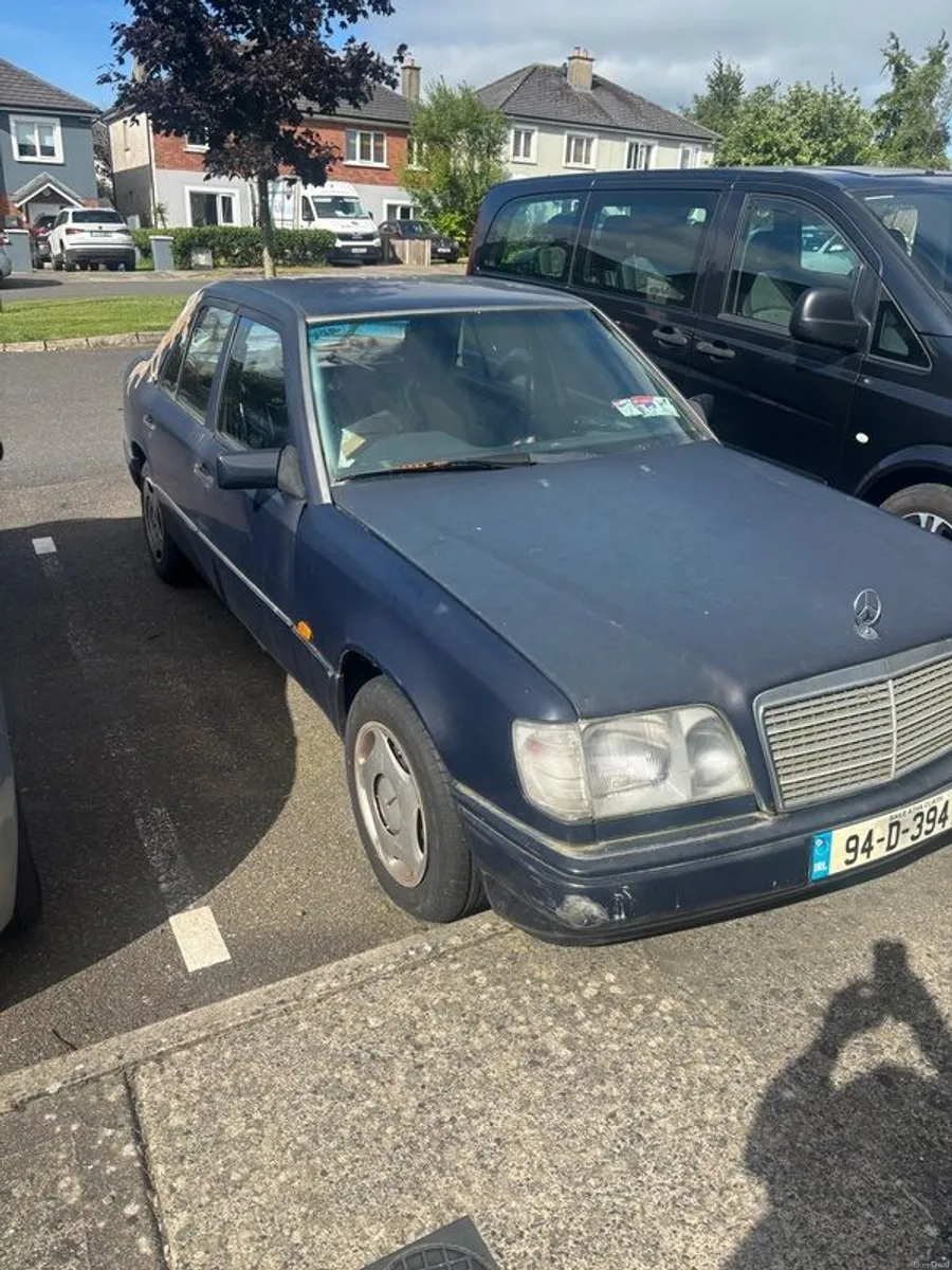 1994 Mercedes-benz w124 - Image 2