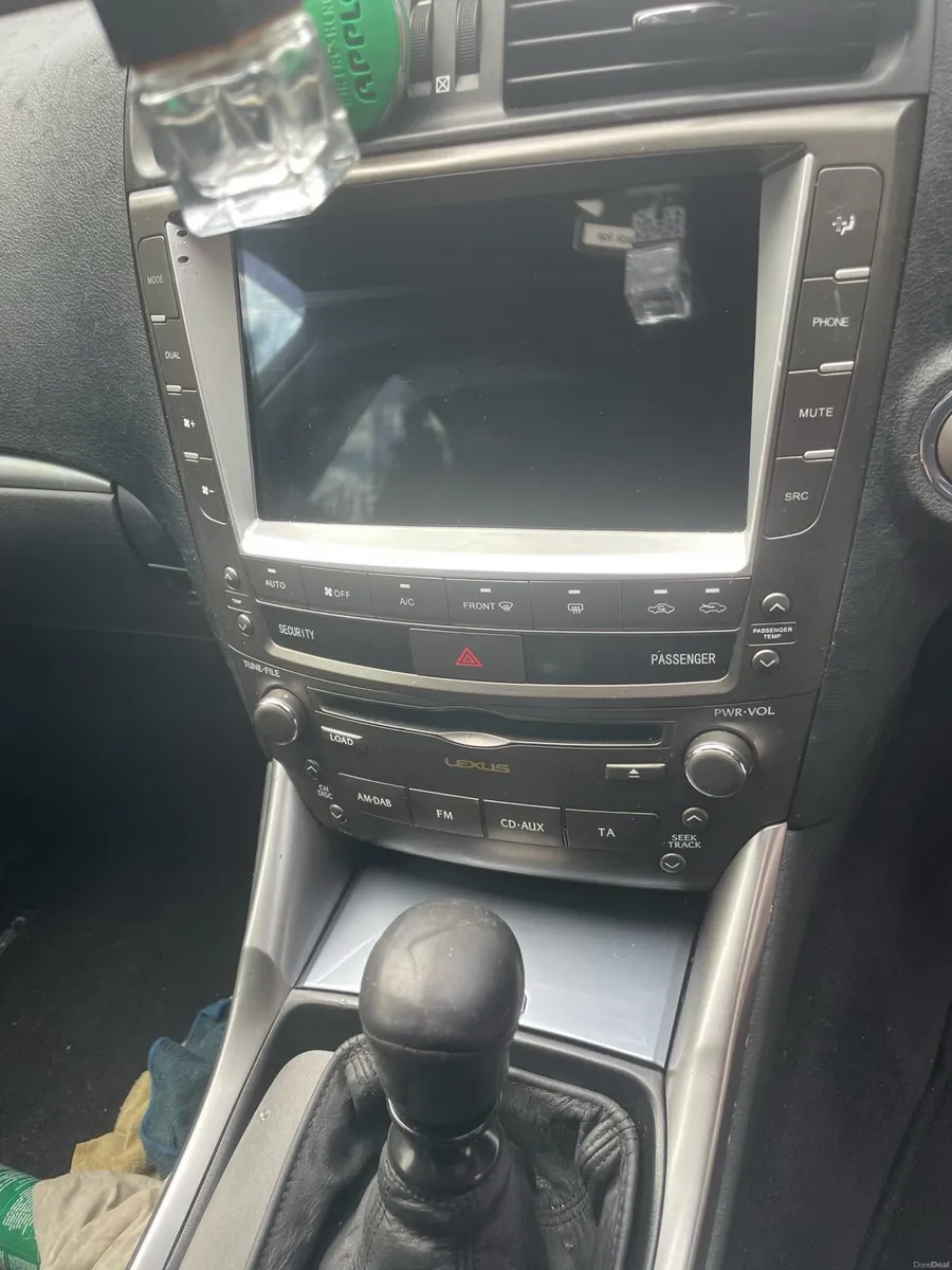 Lexus is200d - Image 5