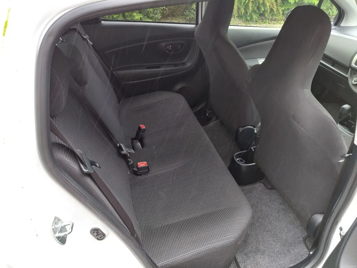 Toyota Vitz 2016 - Image 6