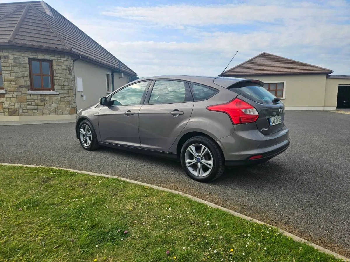 Ford Focus - Image 4