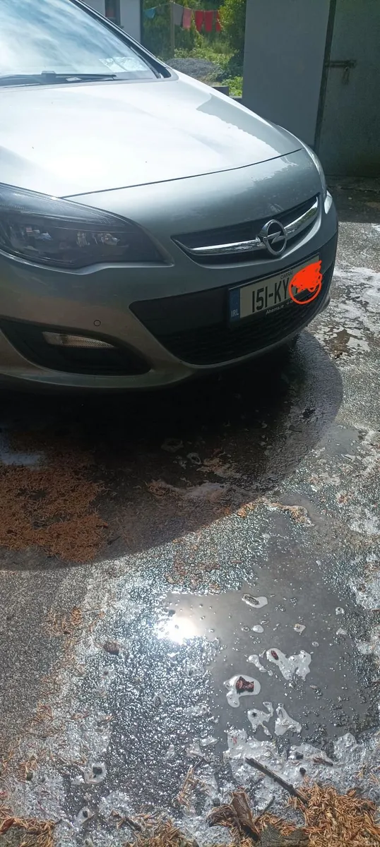 Opel Astra 2015 - Image 2
