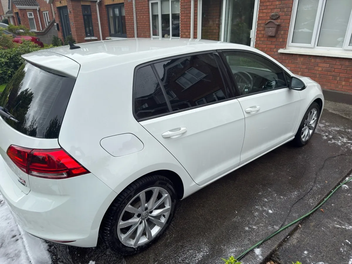 Volkswagen Golf 1.4 TSI Highline (Automatic) - Image 2