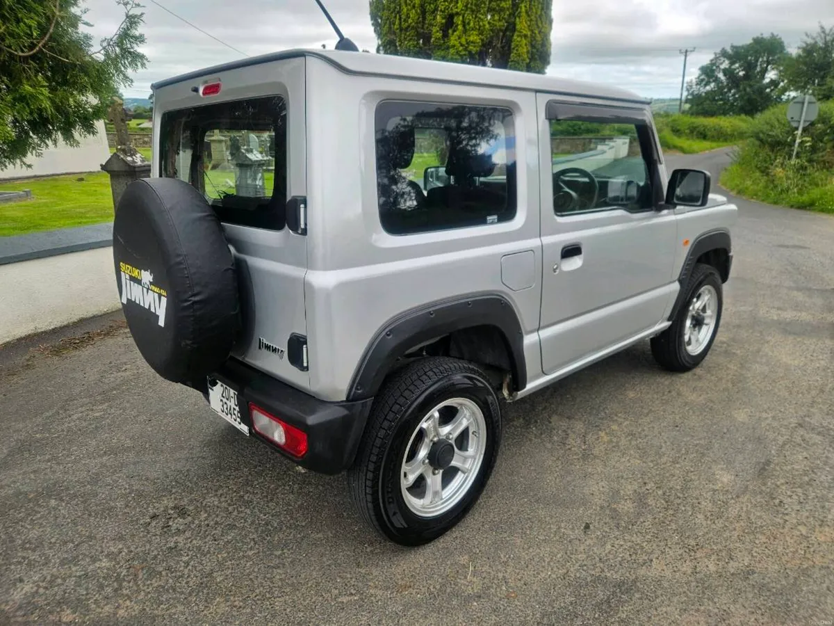 SUZUKI JIMNY AUTOMATIC - Image 5