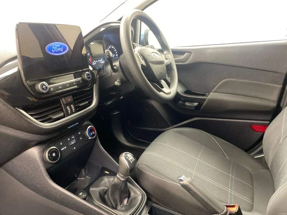 Ford Fiesta 1.1L Trend Connected. - Image 3