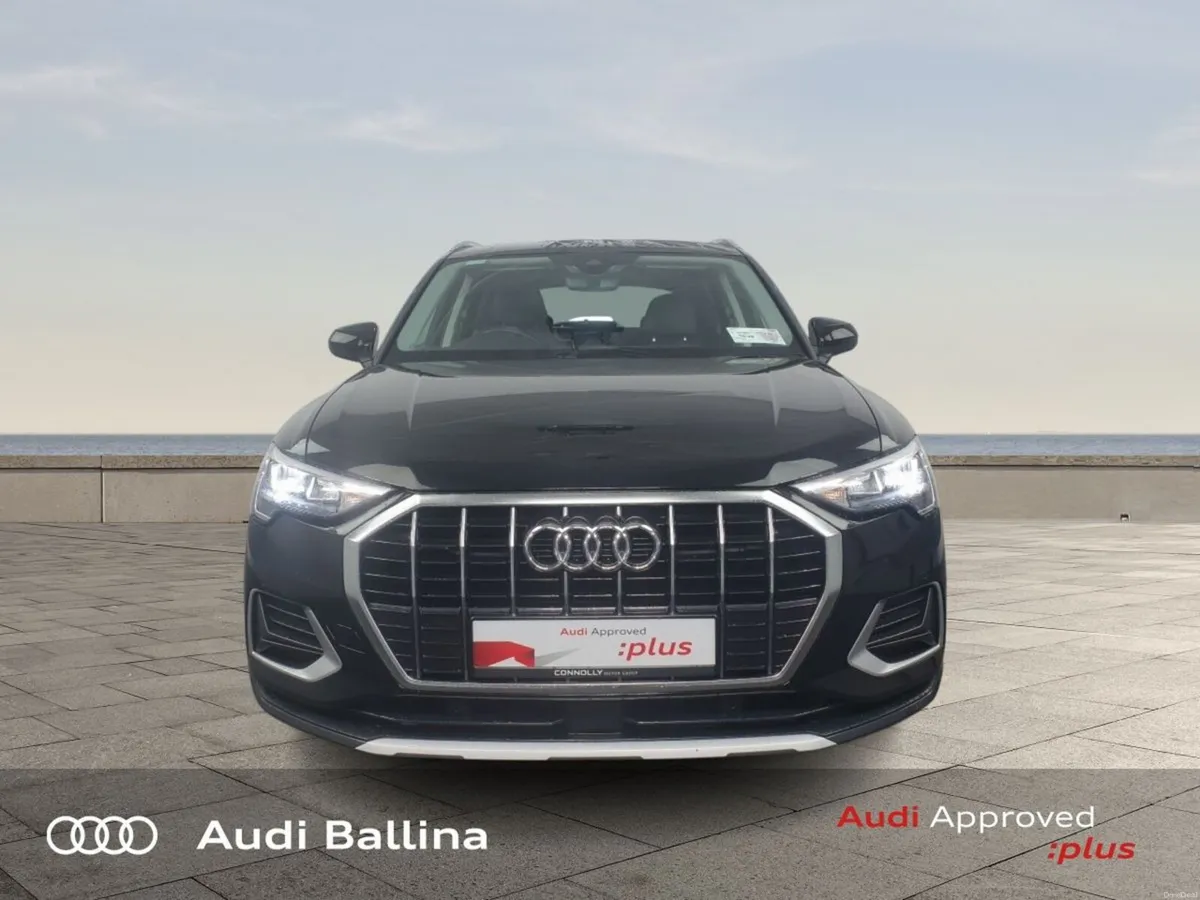 Audi Q3 SE Auto TDI With HIGH BEAM AND COMFORT PAC - Image 4