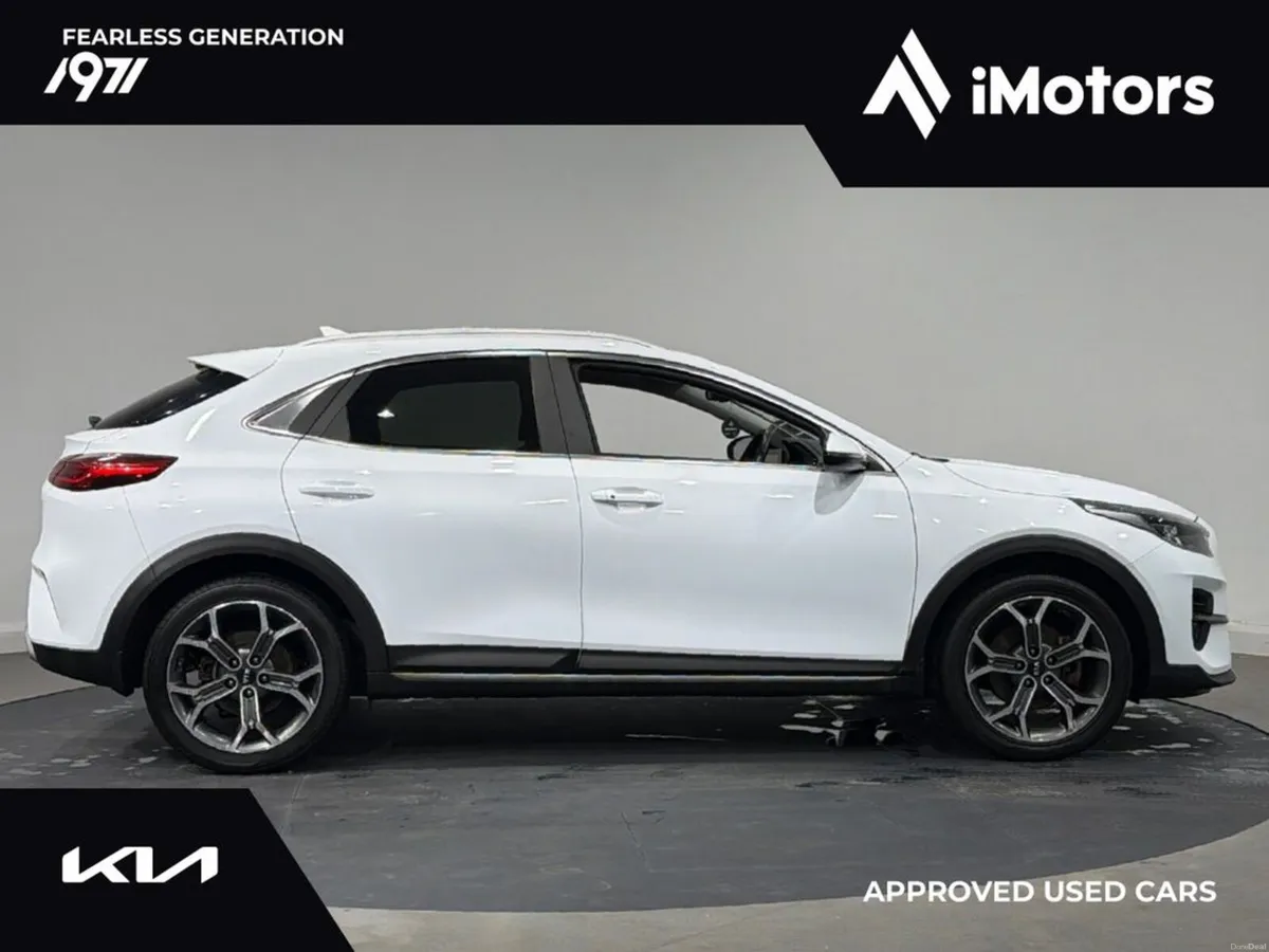 Kia XCeed PHEV - Image 3