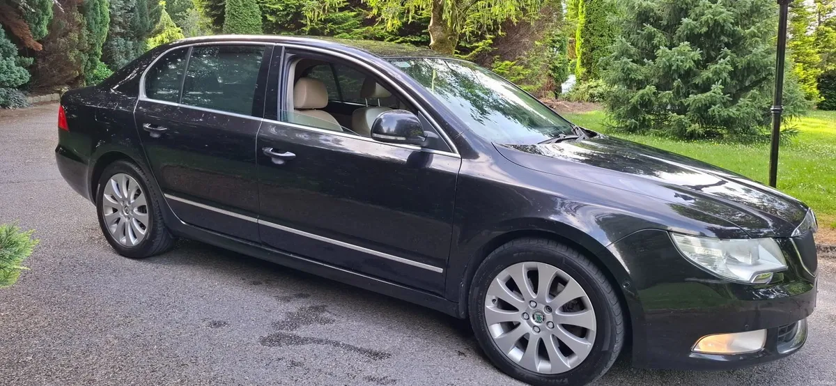 10 Skoda Superb , 2lt Diesel,   NCT 3/27 - Image 3