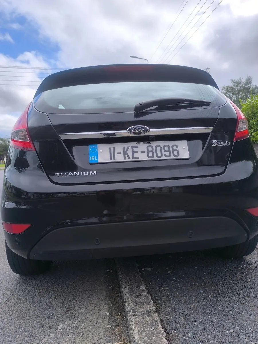 Ford Fiesta 2011 - Image 3