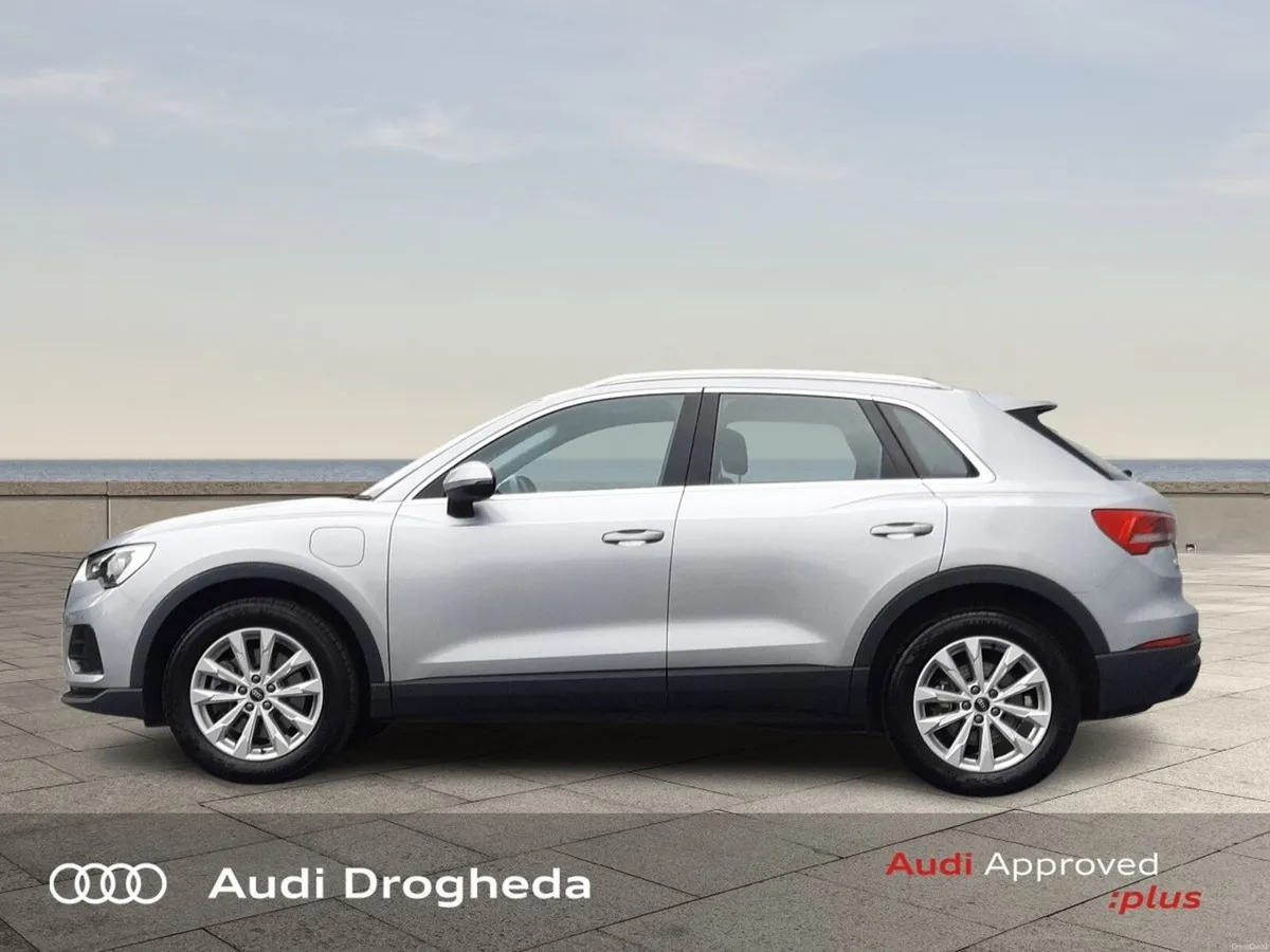 Audi Q3 45 TFSI E S Tronic SE - Image 4