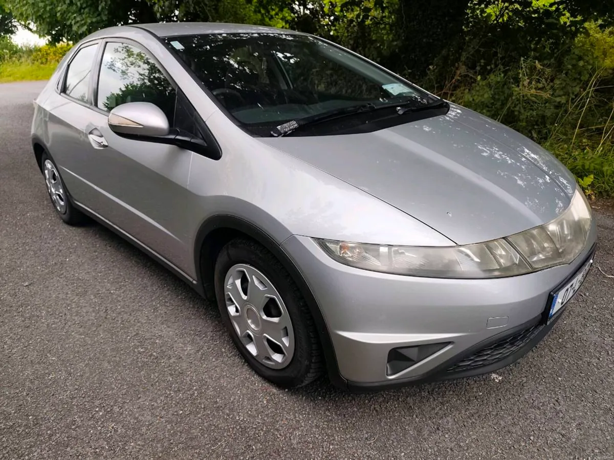 NCT & Tax 07 Honda Civic 1.3 SE 5dr - Image 3