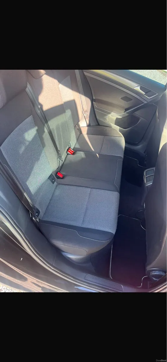 Volkswagen Golf - Image 5