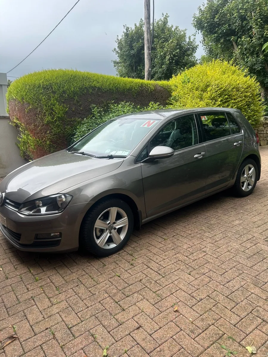 Volkswagen Golf 2015 - Image 1