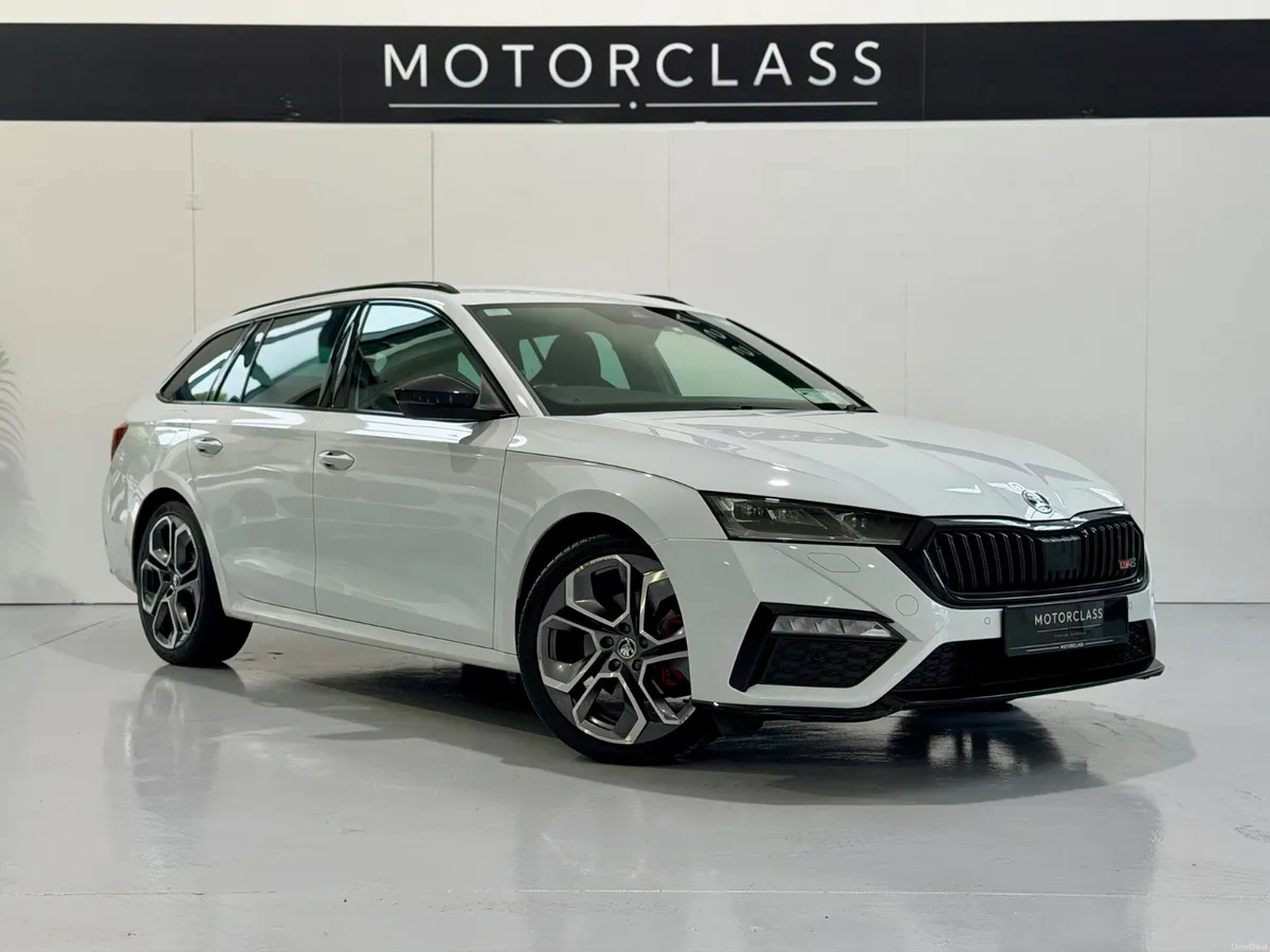 2023 Skoda Octavia VRS 2.0TDI DSG Black Edition - Image 1