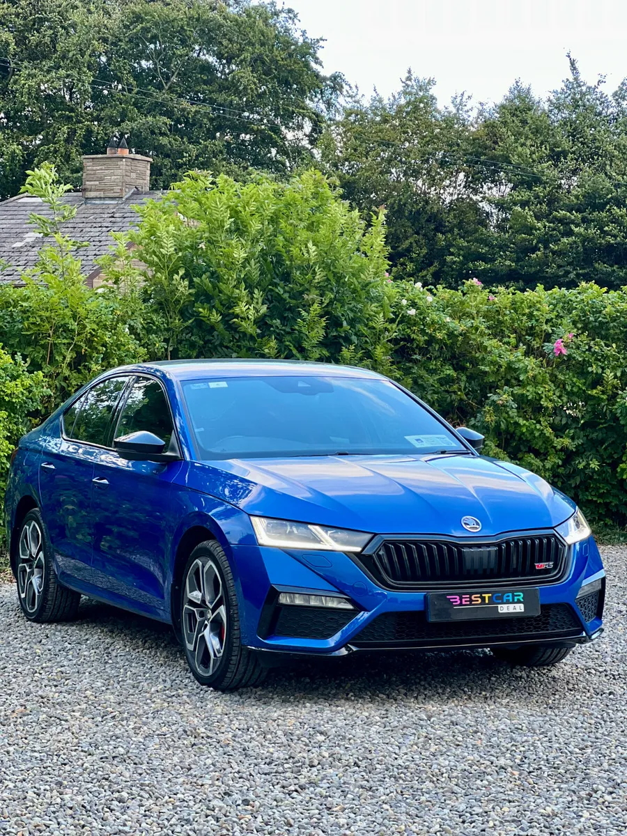 2022 Skoda Octavia RS iV 1.4 TSI PEH 245hp DSG - Image 2