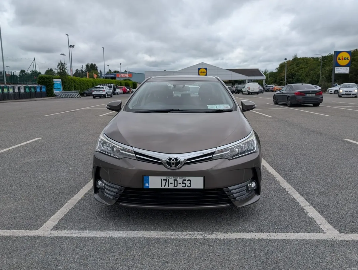 2017 Toyota Corolla 1.4 D4D Luna (Low Mileage) - Image 2