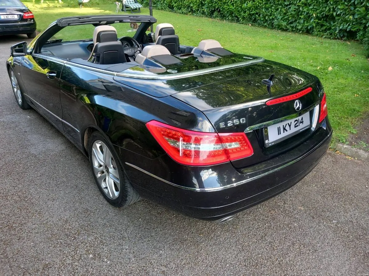 mercedes e250 cabriolet .fsh.low kms .nct/taxed. - Image 2
