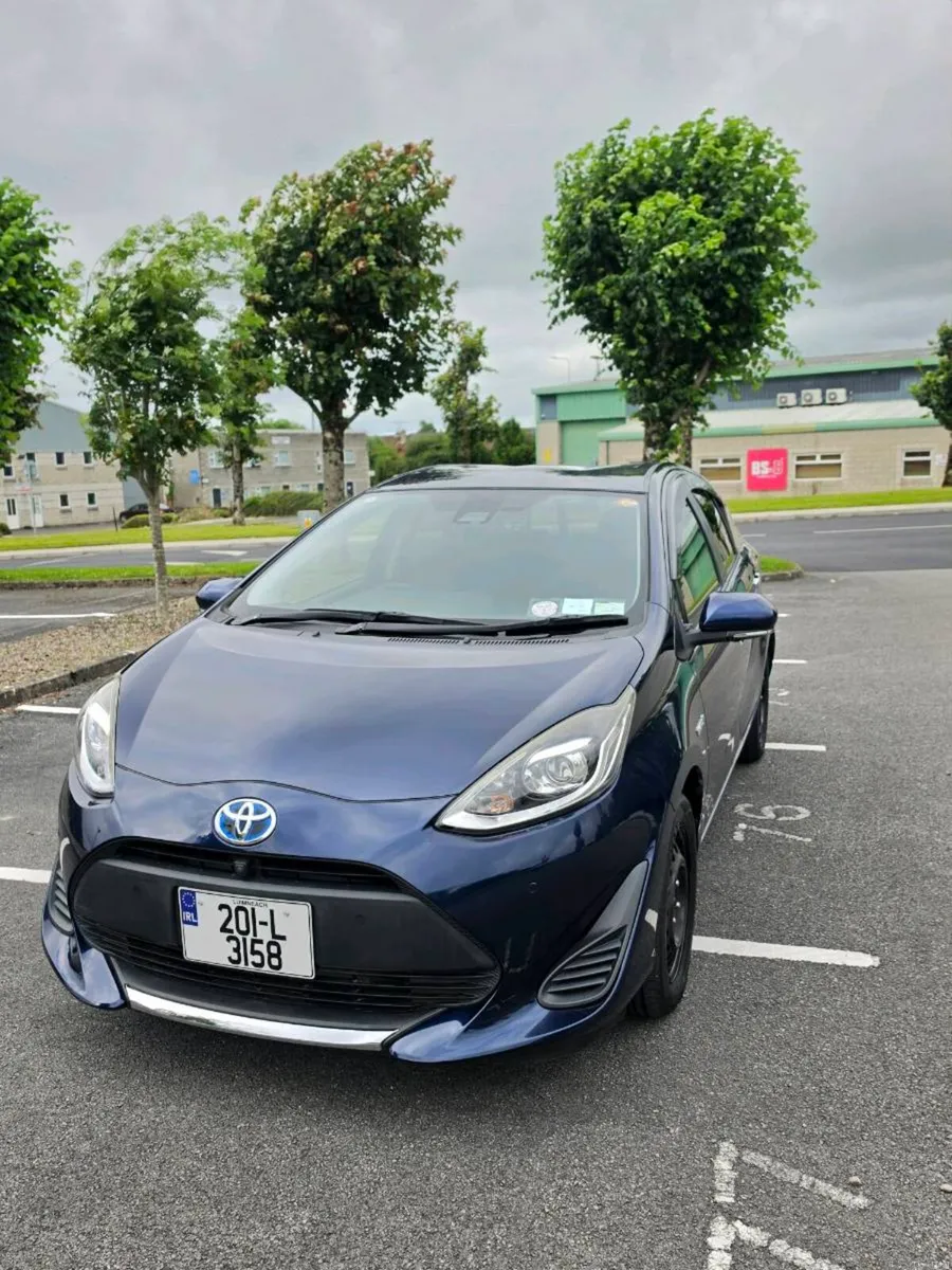 Toyota Aqua Hybrid Auto push Start Low Mileg 50km - Image 5