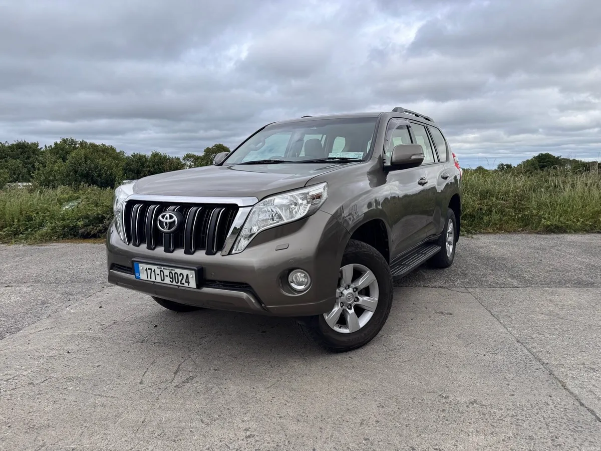 Toyota Landcruiser LWB Business 5 Seat - Image 3