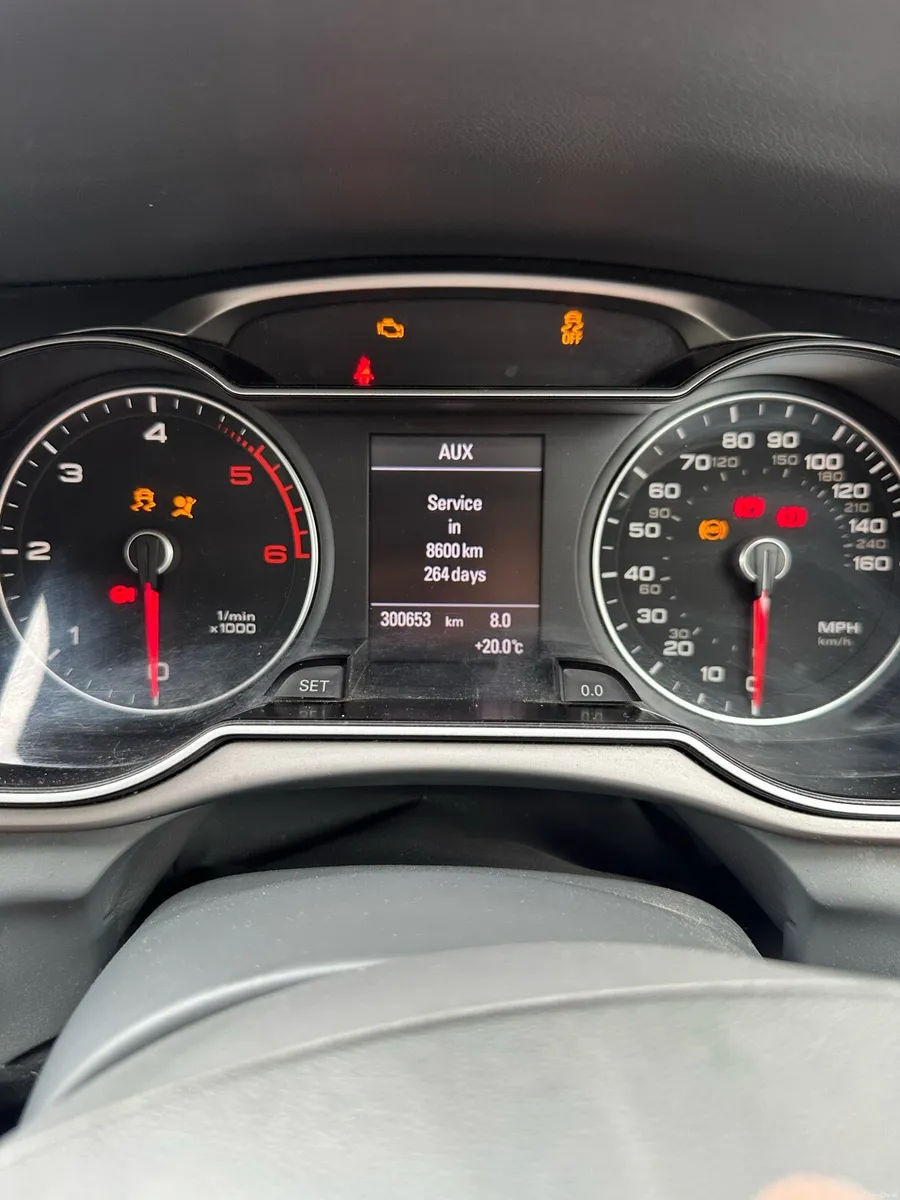 Car - Image 2