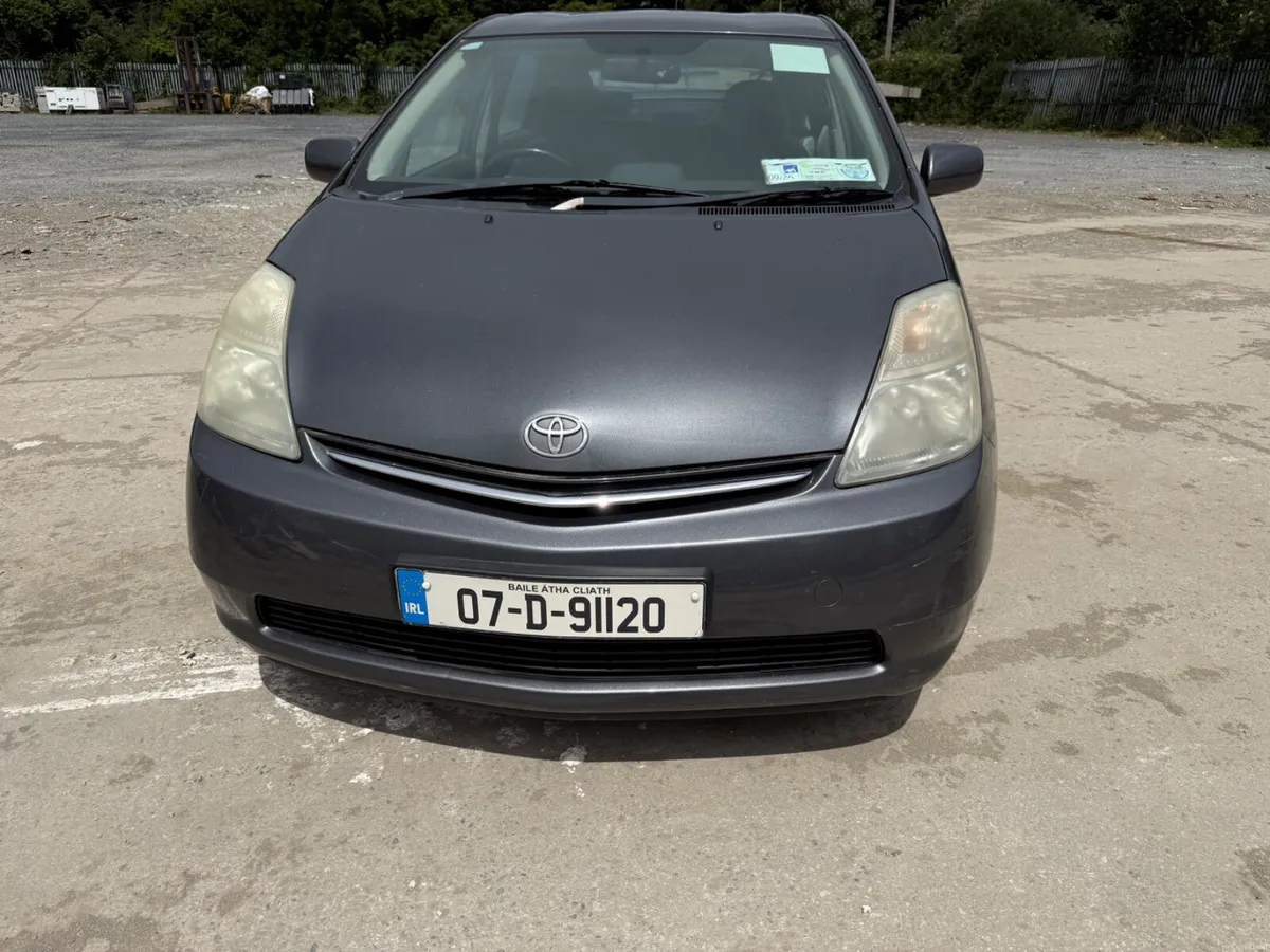 2007 Toyota Prius 1.5 Litre petrol Hybrid - Image 2