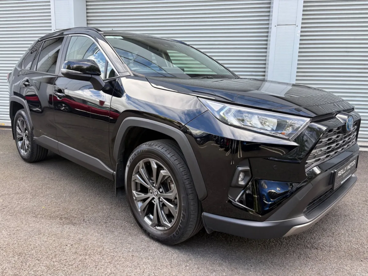 Toyota RAV4 2.5 PETROL HYBRID SOL - Image 1