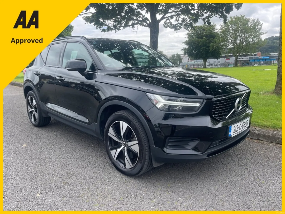Volvo XC40 1.5 T4 R-DESIGN RECHARGE FREE DELIVERY - Image 1