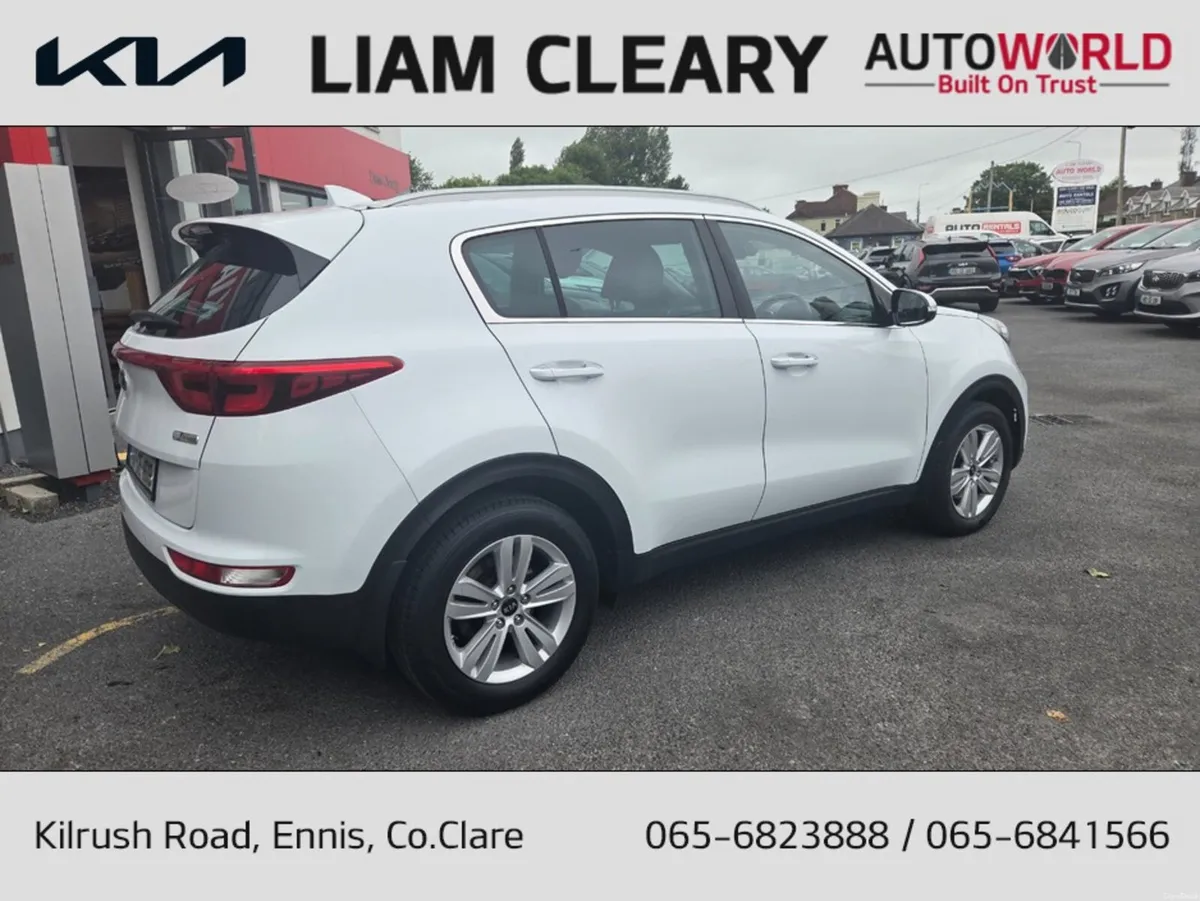 Kia Sportage 1.7 PLATINUM 5DR - Image 3