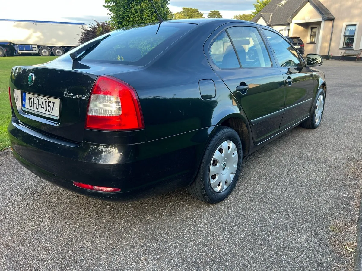 131 Skoda Octavia 1.2 petrol automatic - Image 4