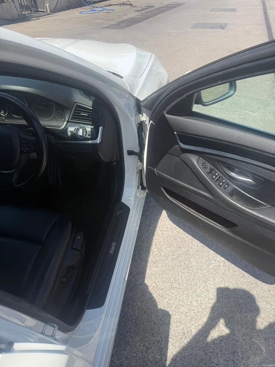 BMW 2011 White 520D M Sport - Image 6