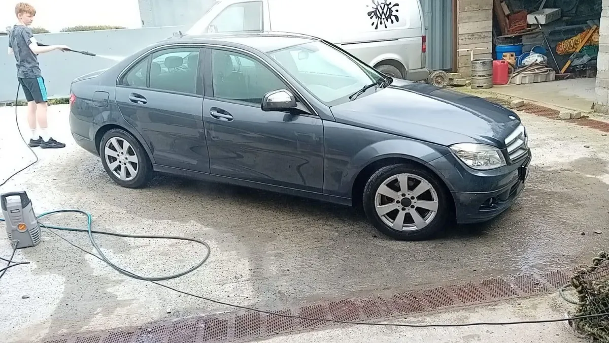 Mercedes-Benz C-Class 2008 - Image 3