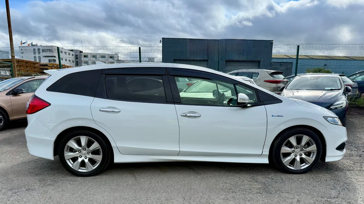 HONDA JADE 2016 /1.5, HYBRID/ - Image 4