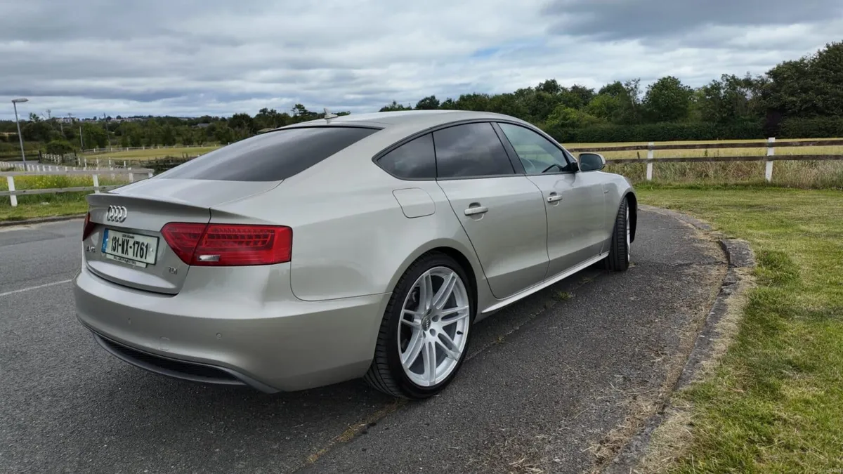 Car - Image 2