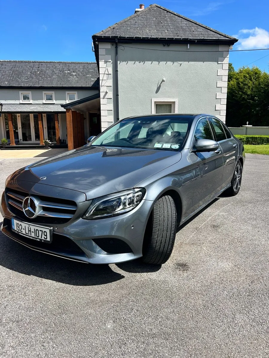 Car - Image 2
