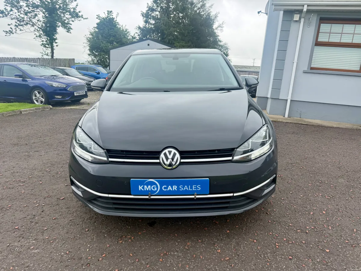 2017 VW Golf 1.6 TDI SE NAV - Image 2