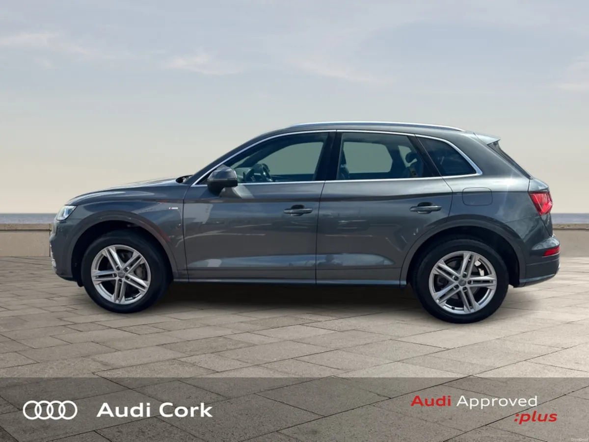 Audi Q5 2.0 50TFSI E QUATTRO 299BHP S-LINE AUTOMAT - Image 4