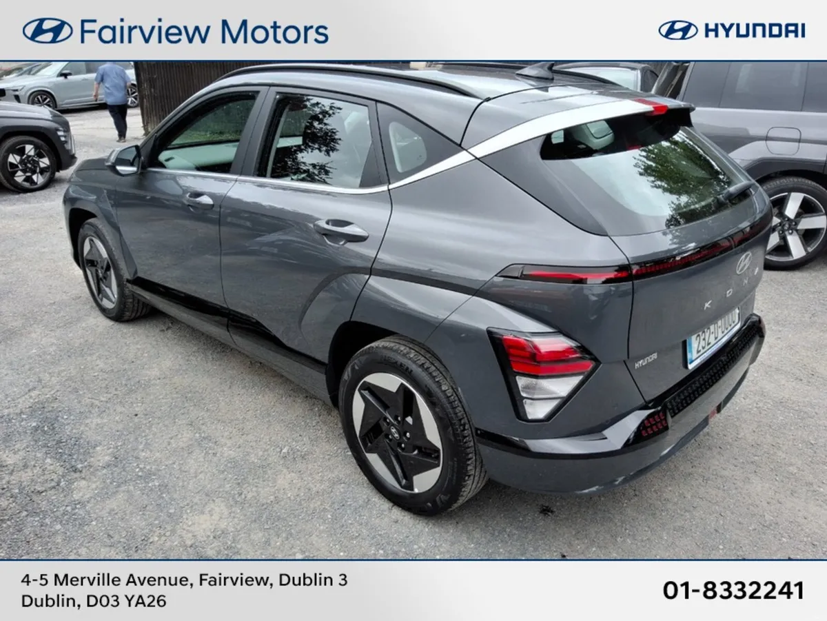 Hyundai KONA ADVANCE EV 65Kw ** LONG RANGE BATTERY - Image 3