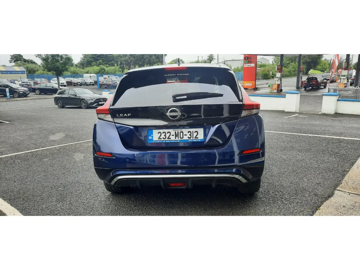 Nissan Leaf 62K EV SVE 62KW MY22 4DR AUTO - Image 4