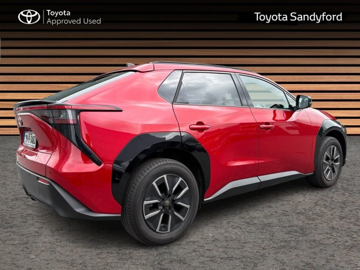 Toyota bZ4X SPORT EV AUTOMATIC // HEATED SEATS & S - Image 2
