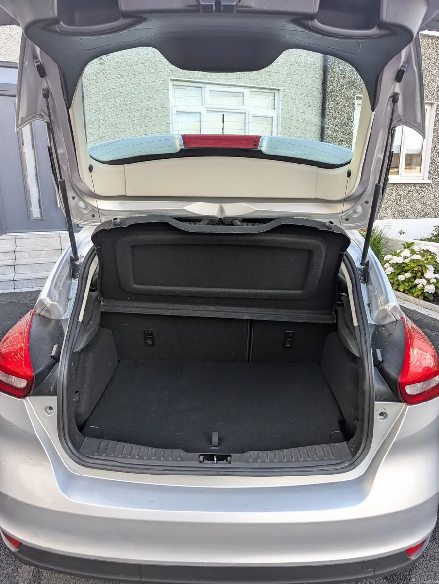Ford Focus 2015 - Image 6
