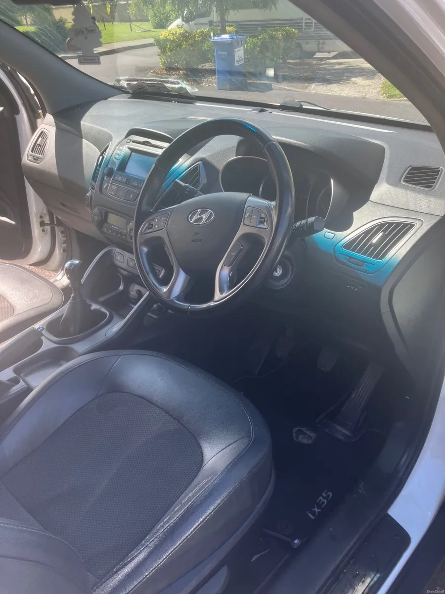 Hyundai ix35 2015 Comfort class. Low mileage. - Image 5