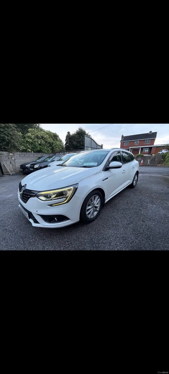 Renault Megane 2017 - Image 2