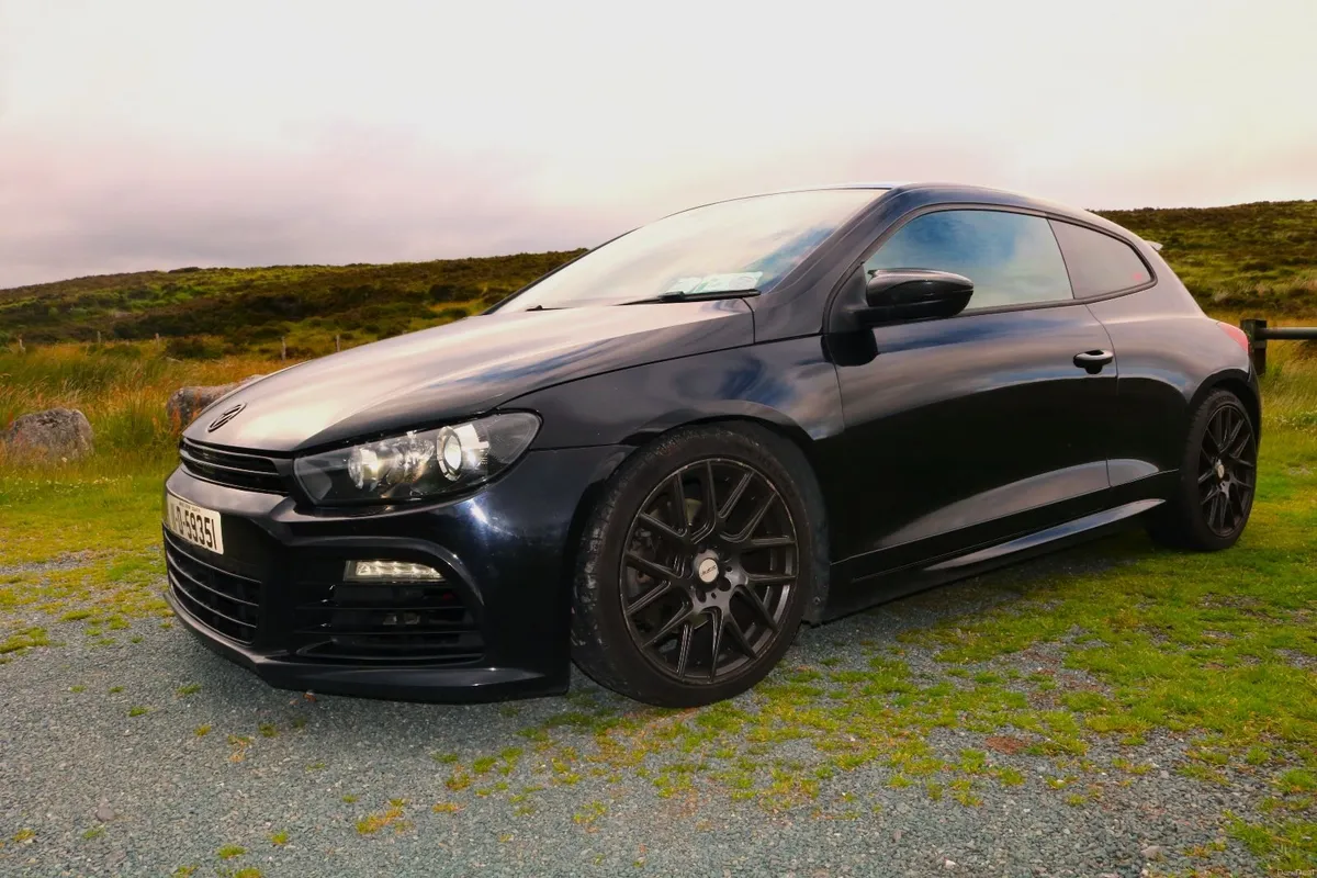 Volkswagen Scirocco 2011 - Image 6