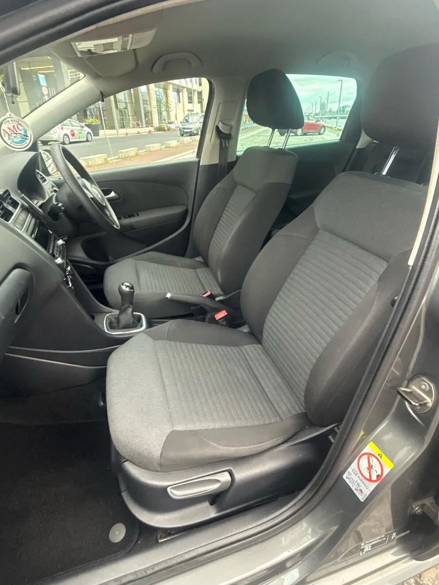 1.2 petrol manual 2014 polo 103,000 miles - Image 6
