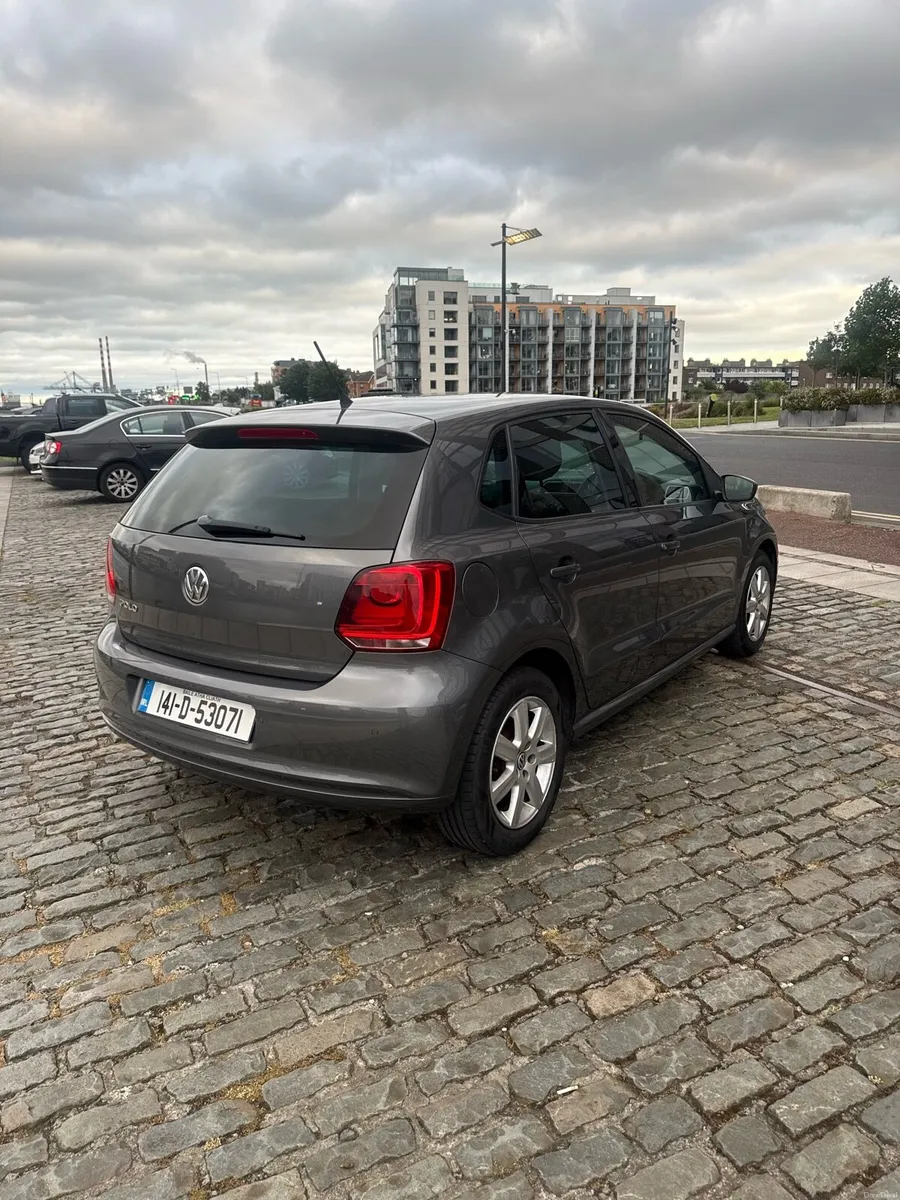 1.2 petrol manual 2014 polo 103,000 miles - Image 3