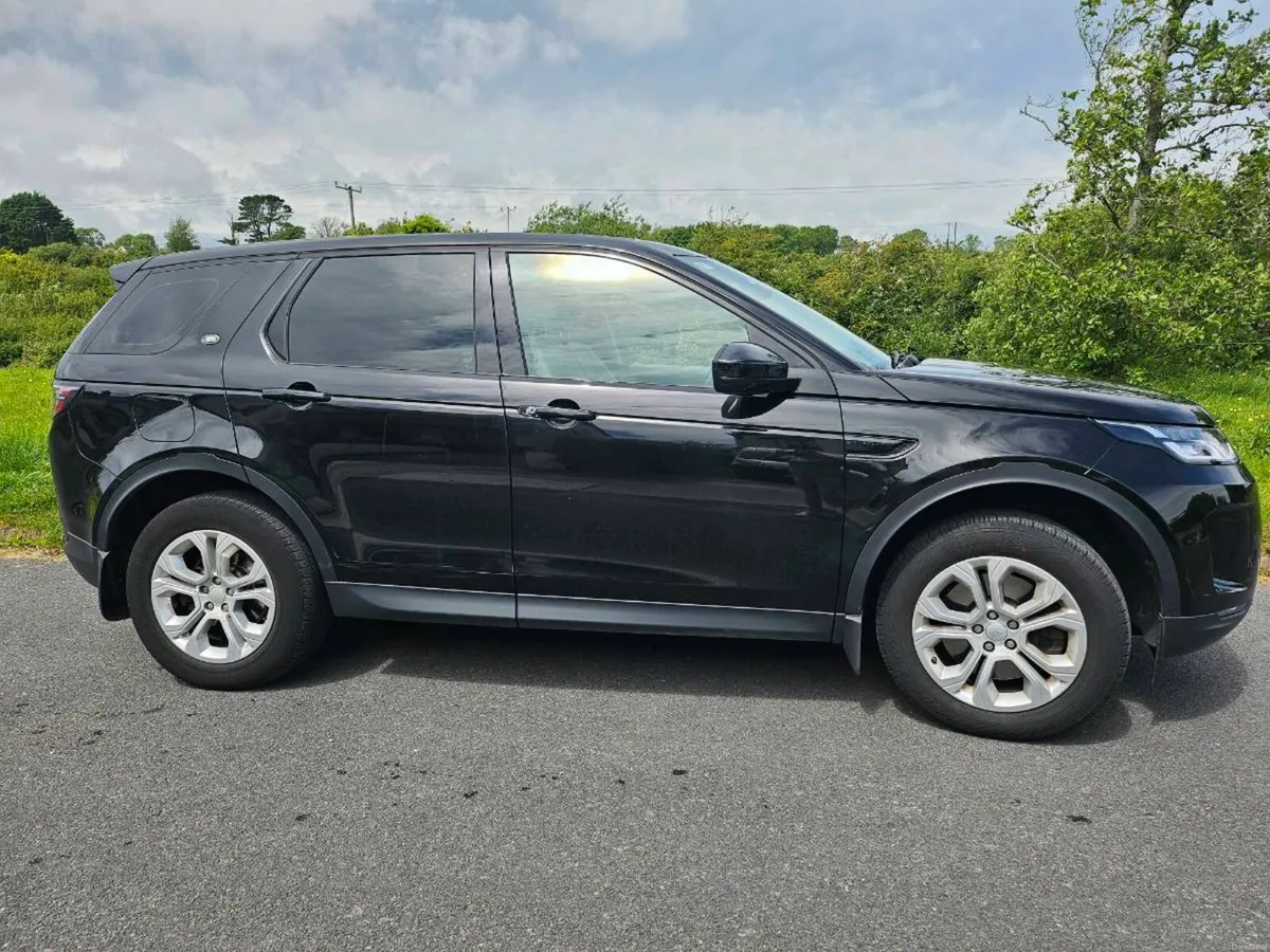 Land Rover Discovery Sport 2.0 D.. 7 seater - Image 5